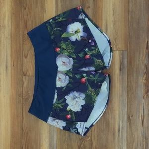 Oiselle Floral Roga Running Shorts